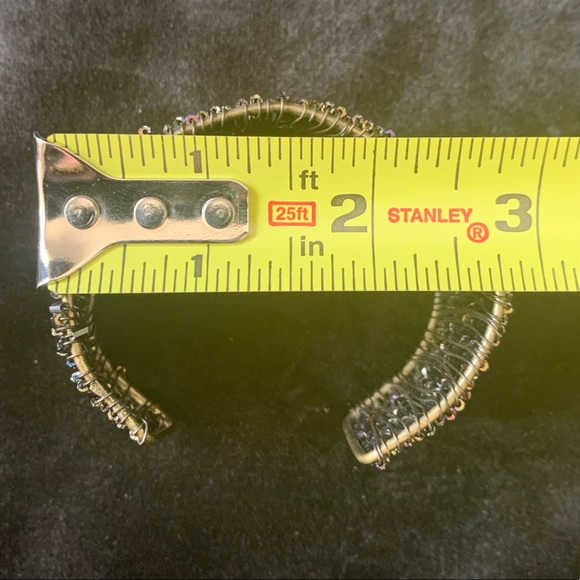 3/$10 🔆 Iridescent Beaded Cuff Braclet - Picture 7 of 8